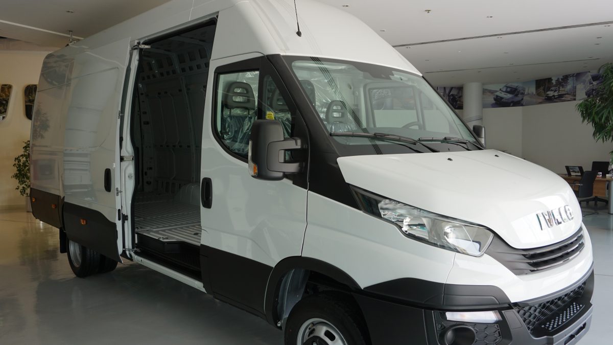 Al Ghandi Auto Group reports increasing demand for Euro 4 Iveco Daily 50C15V van