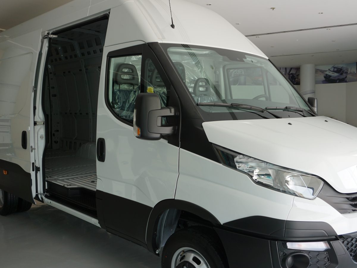 Al Ghandi Auto Group reports increasing demand for Euro 4 Iveco Daily 50C15V van