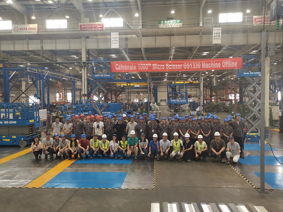 1,000th Genie GS-1330m scissor lift to be manufactured in China