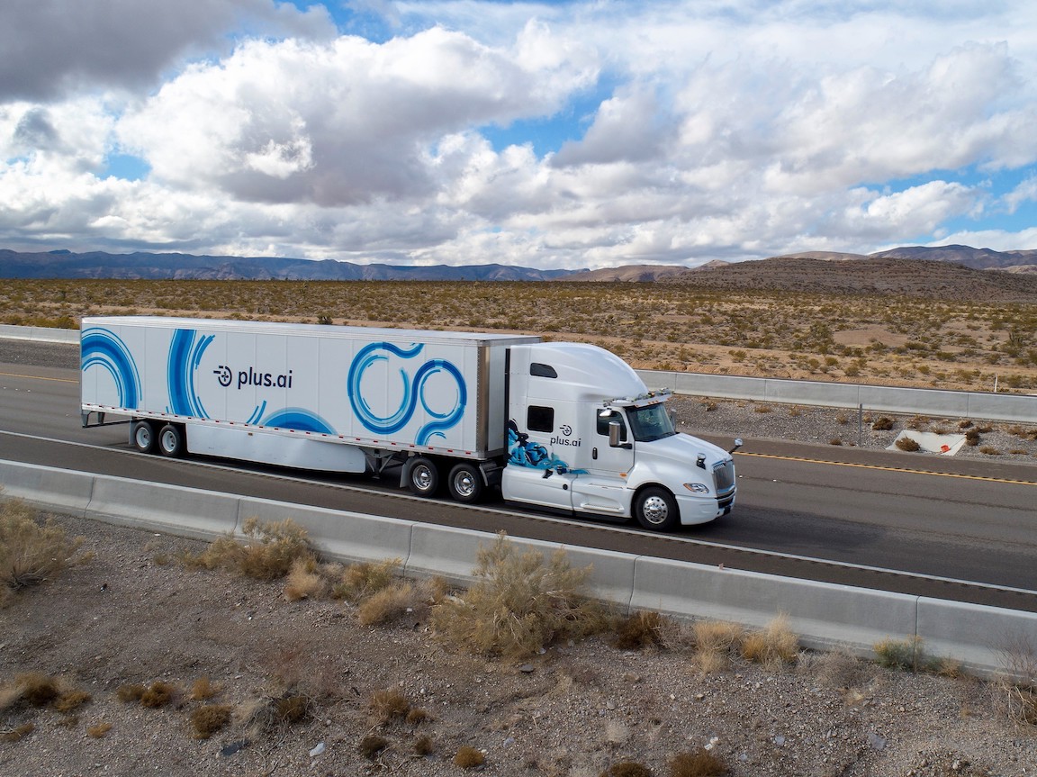 PlusAI demos level 4 autonomous truck driving technology at CES 2019