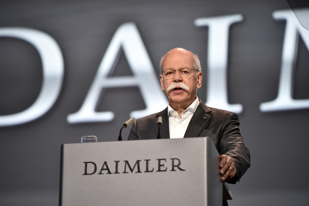 Dieter Zetsche, longstanding chairman of Daimler hands over to his successor Ola Källenius