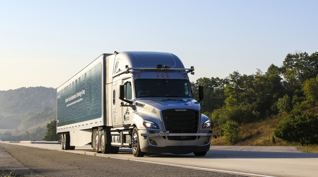 Daimler Trucks and Torc Robotics expand public road testing in the US for automated truck technology