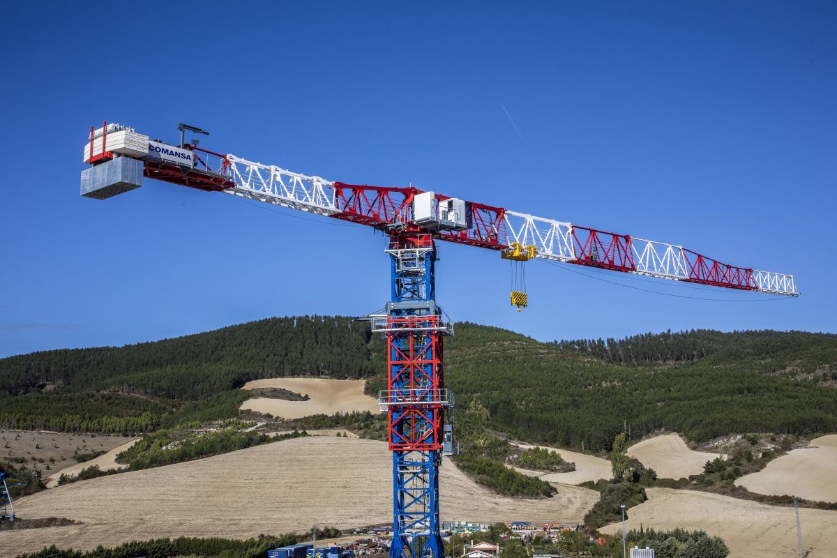 Comansa launches the 21LC1400 flat-top crane