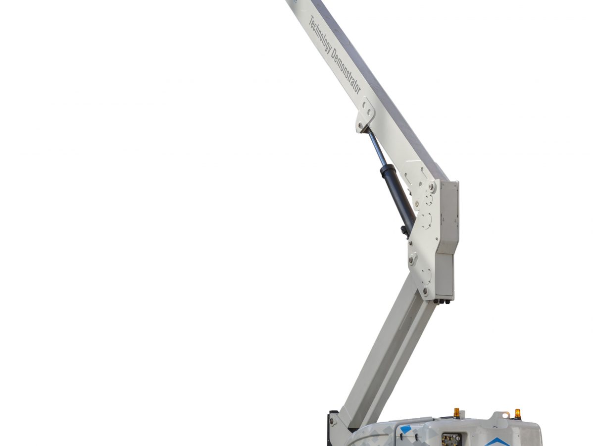 Dana and JLG develop electrified axle for aerial work platforms