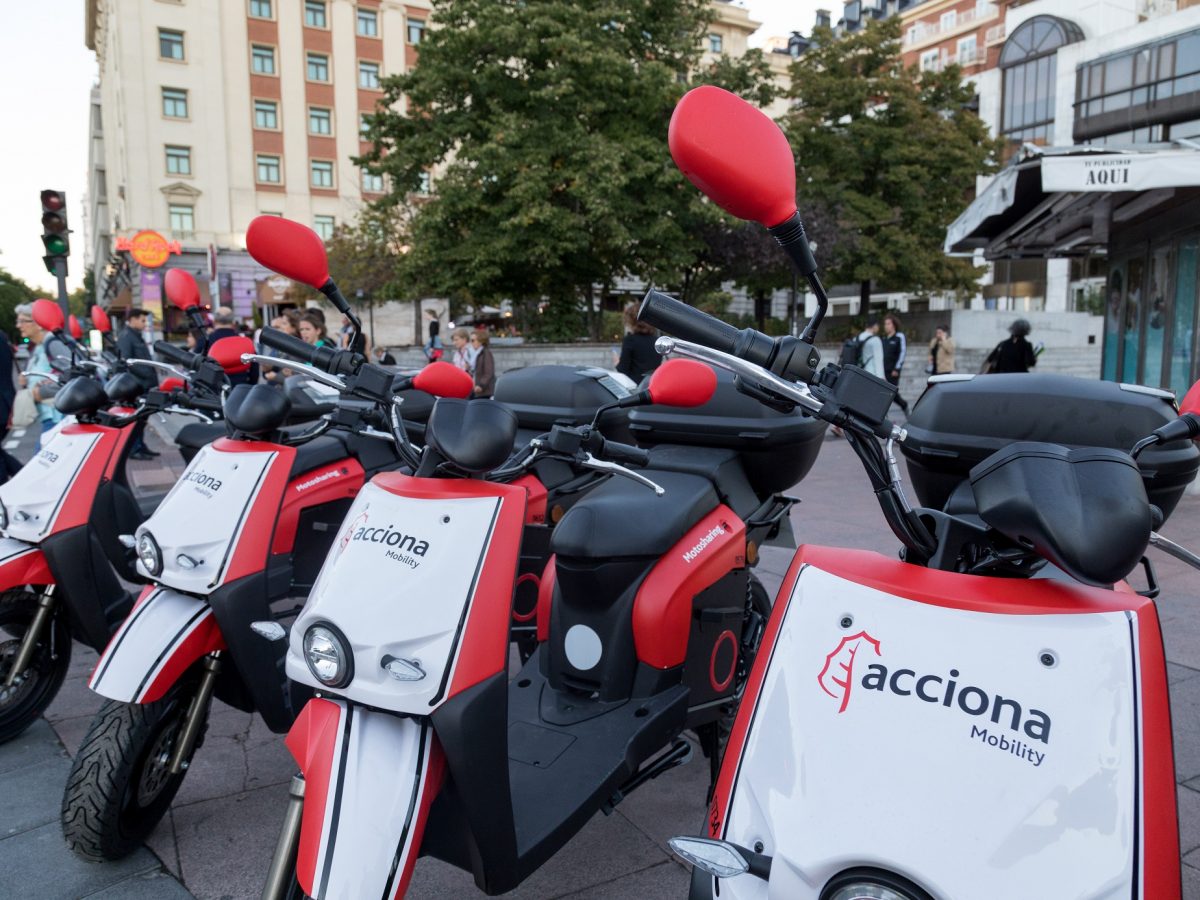 ACCIONA becomes world's largest shared motorcycle operator, with 10,000 vehicles