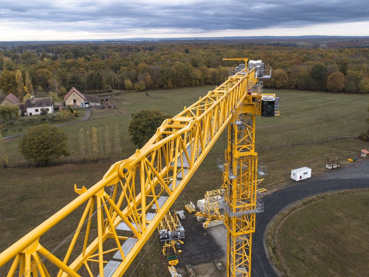 Manitowoc unveils biggest Potain topless crane at bauma 2019