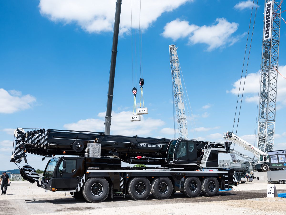 Liebherr unveils successor to the LTM 1200-5.1