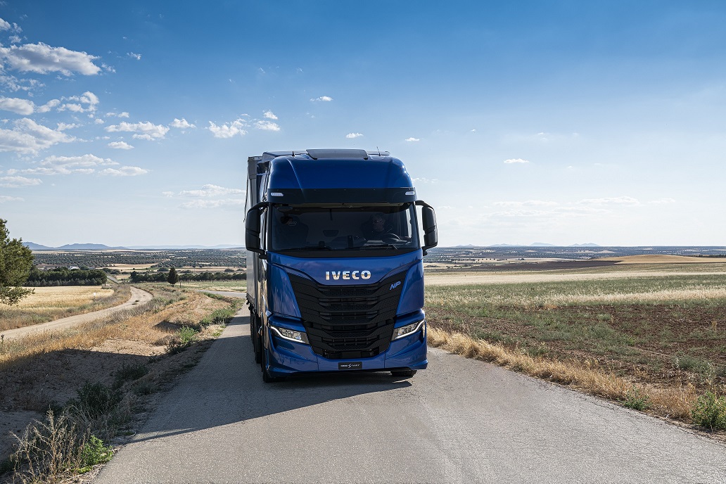 IVECO launches the S-WAY long-haul truck