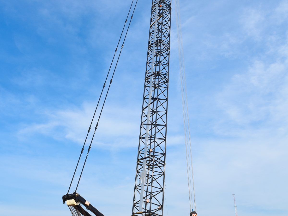 Link-Belt launches all-new 300-ton lattice crawler crane