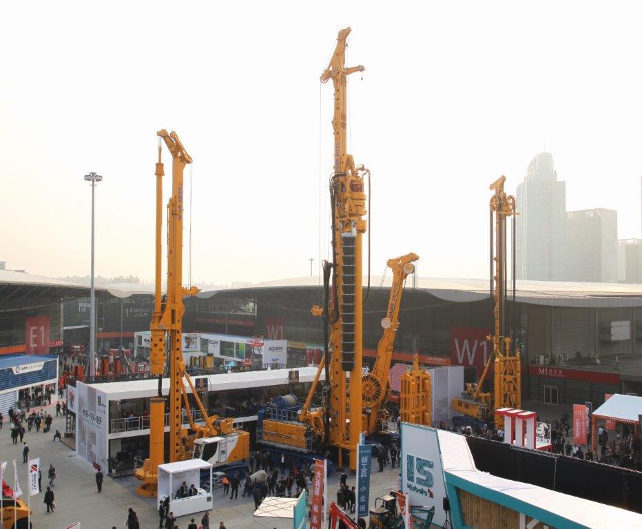 Bauer launches GB 80 S hydraulic grab and BCS 40 cutter systems at Bauma China 2018