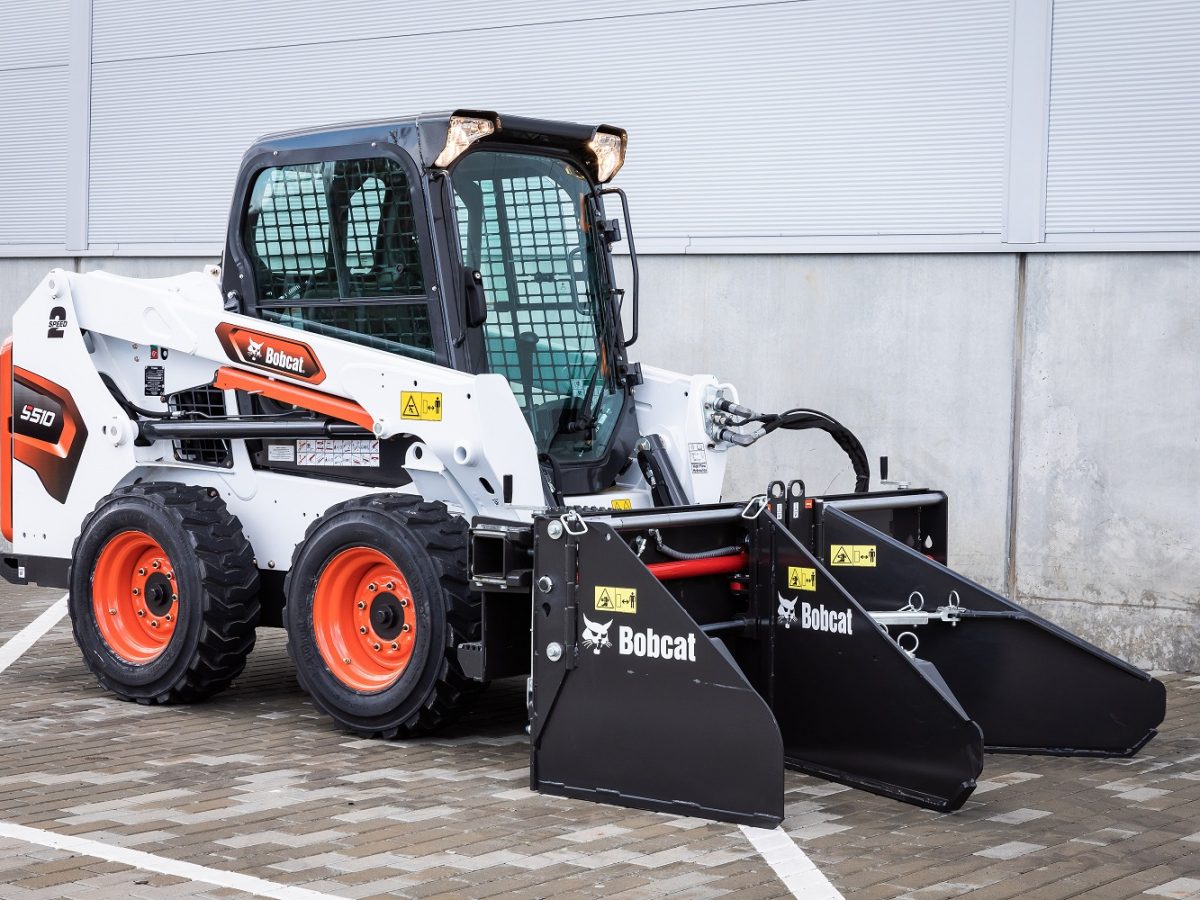 Bobcat launches soil and asphalt spreader attachment