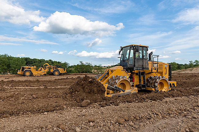 New Cat 815 soil compactor could reduce maintenance costs up to 9%