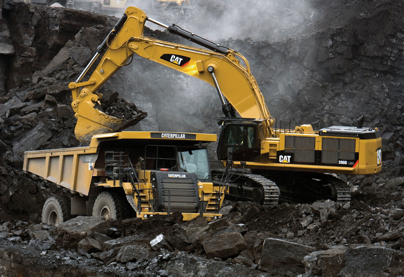 Caterpillar raises its outlook for 2011