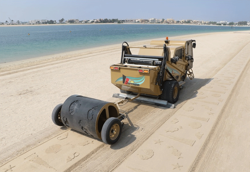 Dubai Municipality automates beach cleaning fleet