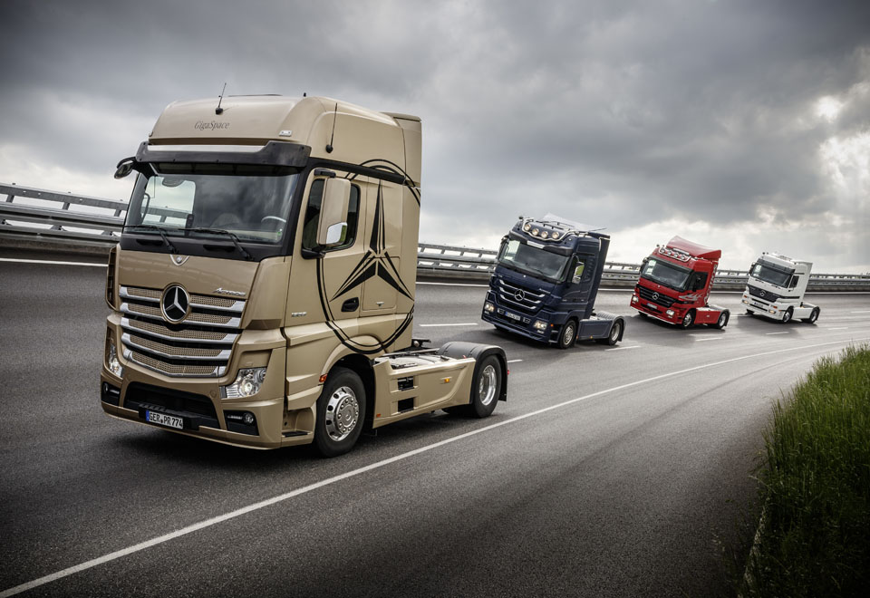 Daimler’s finance arm supports 940,000 vehicles