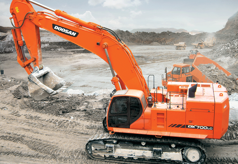 Doosan newest excavator goes Super-large