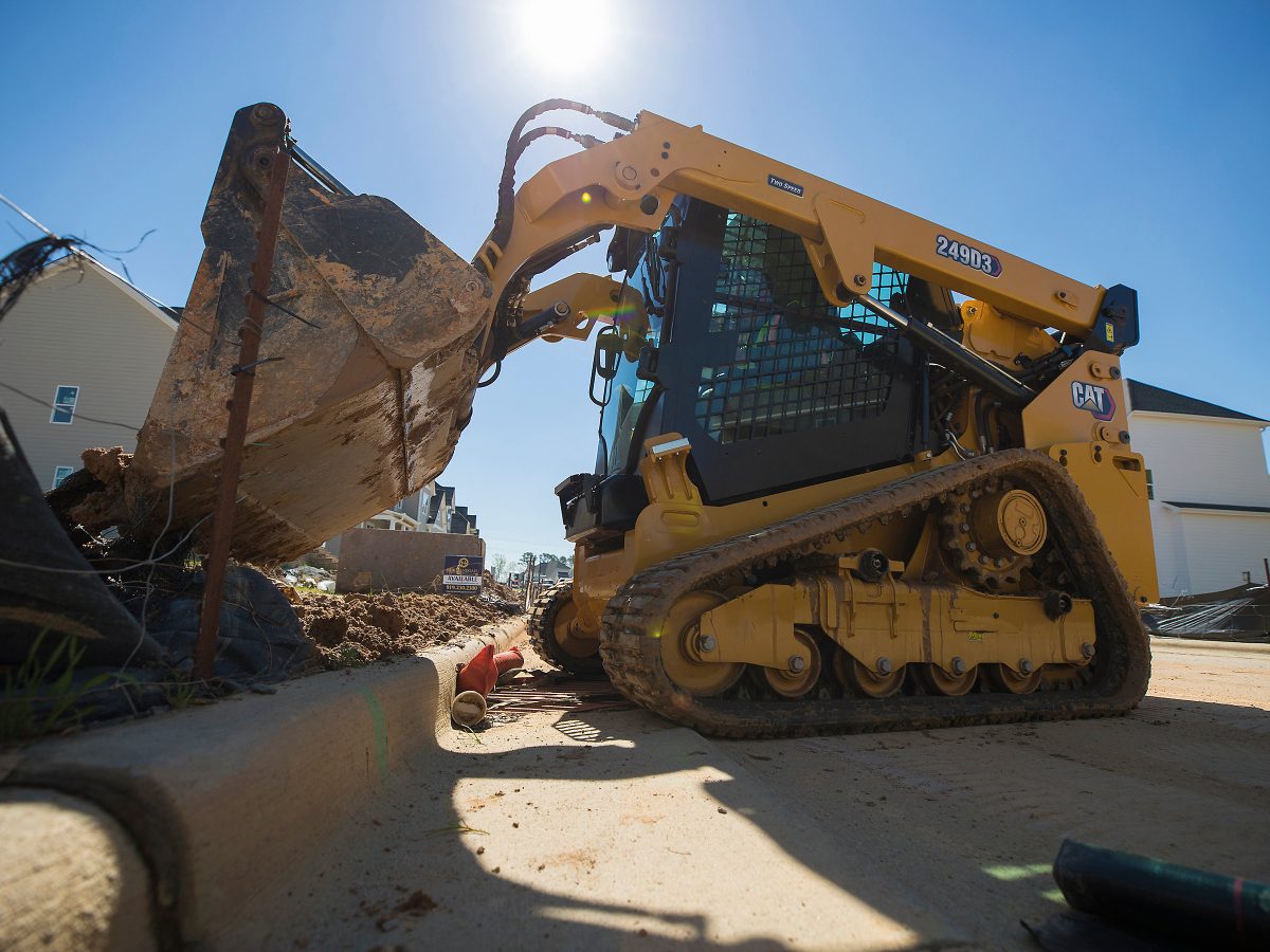 Caterpillar launches 16 Cat D3 series skid steer and compact track loaders