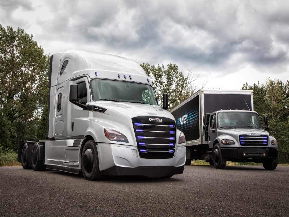 Daimler Trucks sets up global e-mobility group