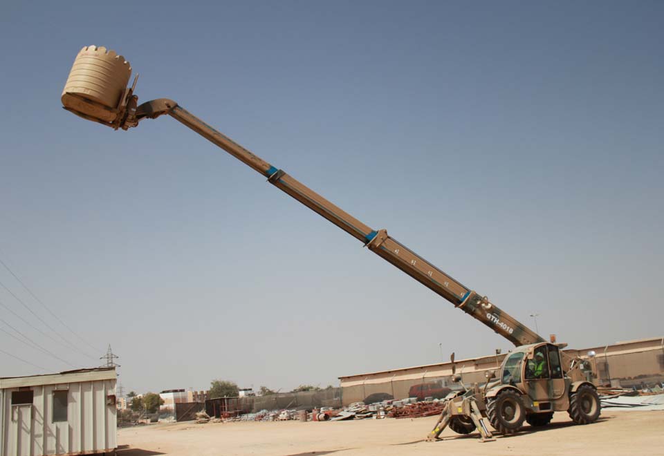 Oman military recruits Genie GTH-4018 telehandler