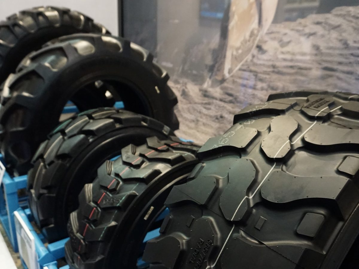 Magna Tyres launches construction range at bauma 2019