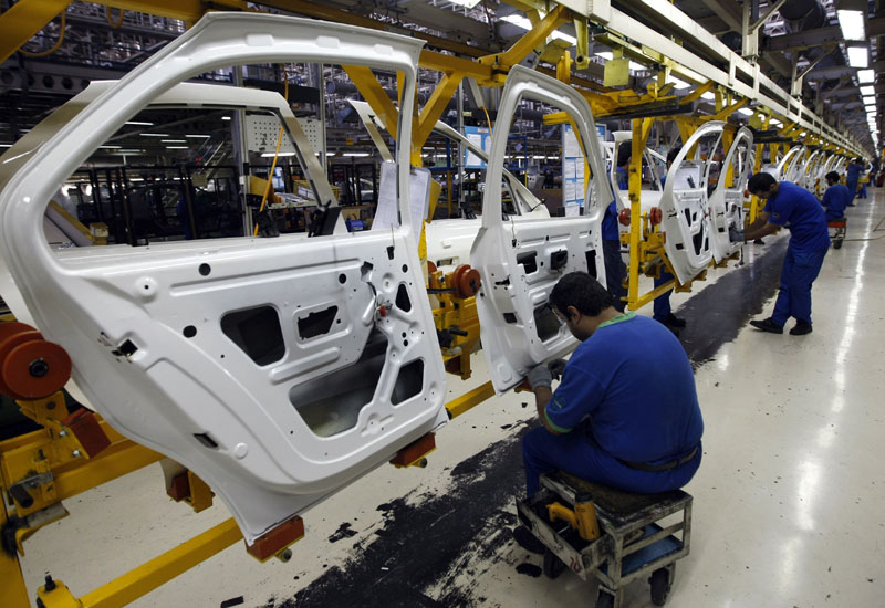 Iran auto makers to boost exports to 30%