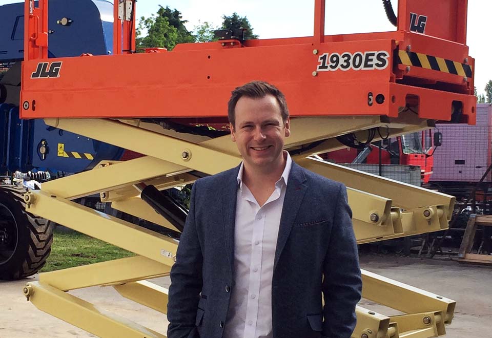 JLG’s MacAngus retires; Hume joins as Middle East sales director