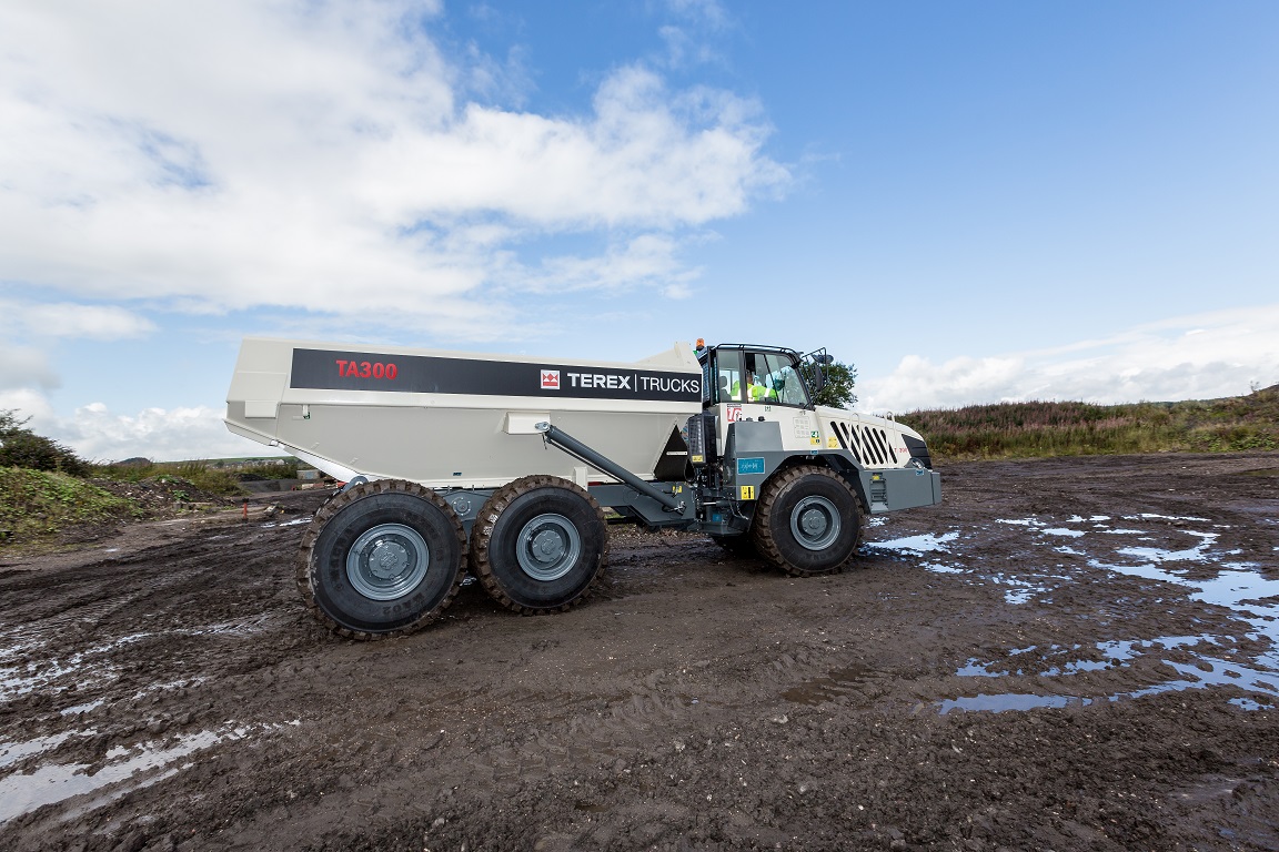 Terex Trucks signs new dealer  in France