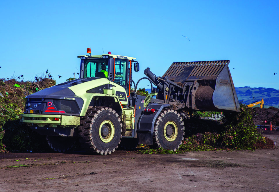 Volvo hybrid electric wheel loader boosts fuel efficiency by 50%