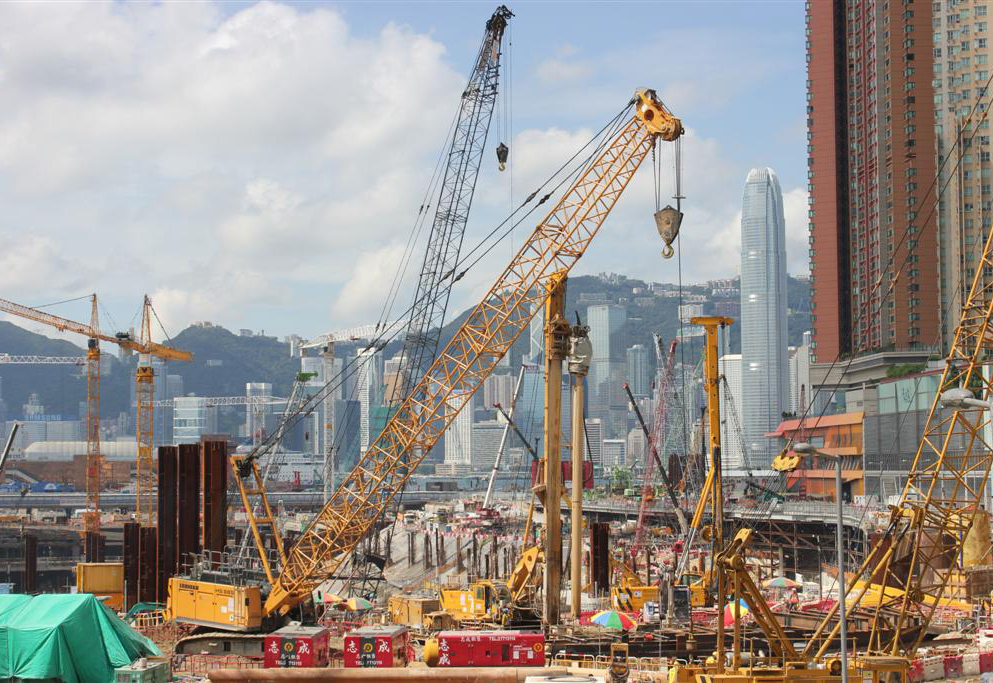 Liebherr crawlers used for Hong Kong tunnel build