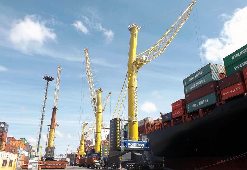 RAK port orders largest bulk handling cranes in ME