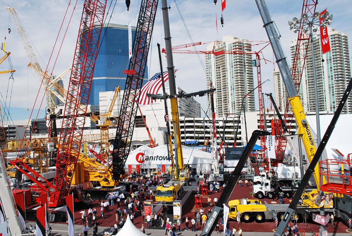 Manitowoc to debut six new cranes at CONEXPO 2020