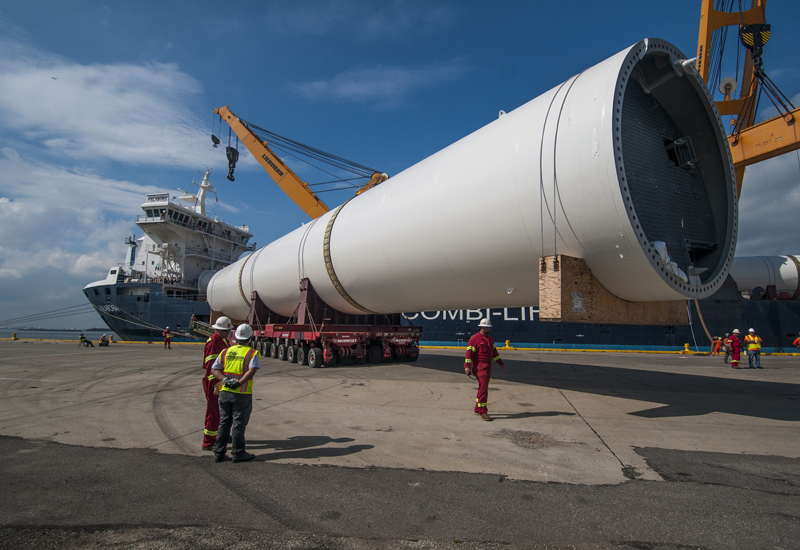 Mammoet delivers New York Wheel’s 450-tonne legs