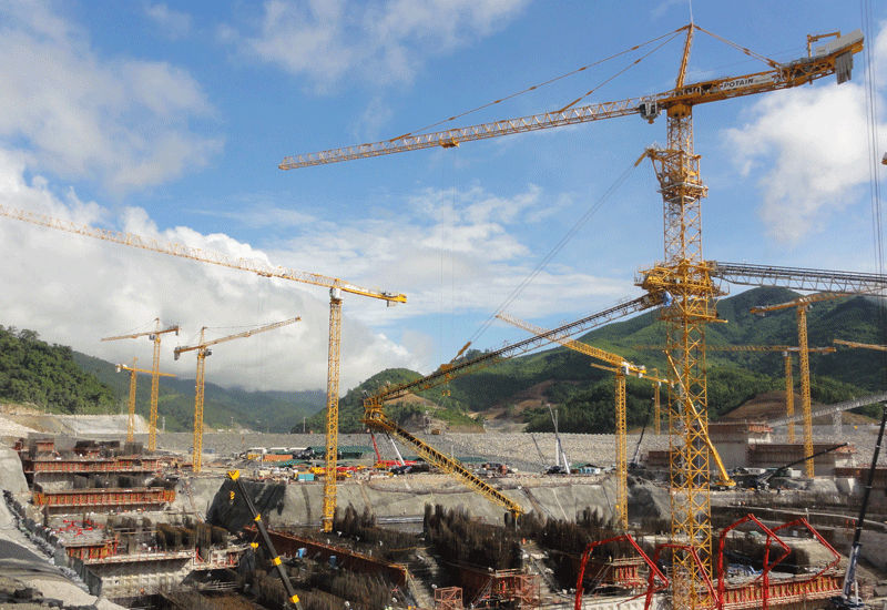 Potain tower cranes assist with $3.8bn dam build