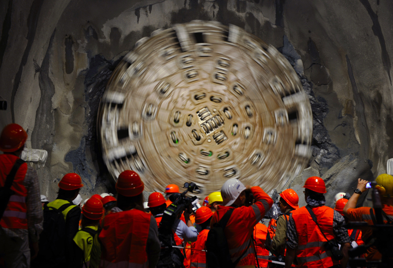 Qatar buys German boring machines for metro work