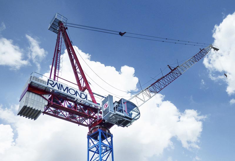 Raimondi begins delivery of largest luffing cranes