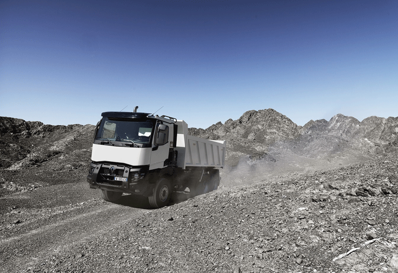 Renault Trucks conducts 100,000km of tests in Oman