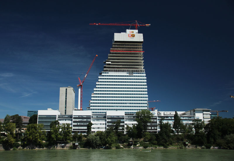 Wolff crane delivers Switzerland's tallest tower