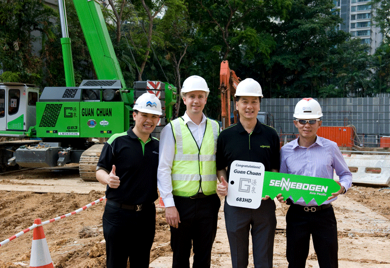 SENNEBOGEN crawler goes underground in Singapore