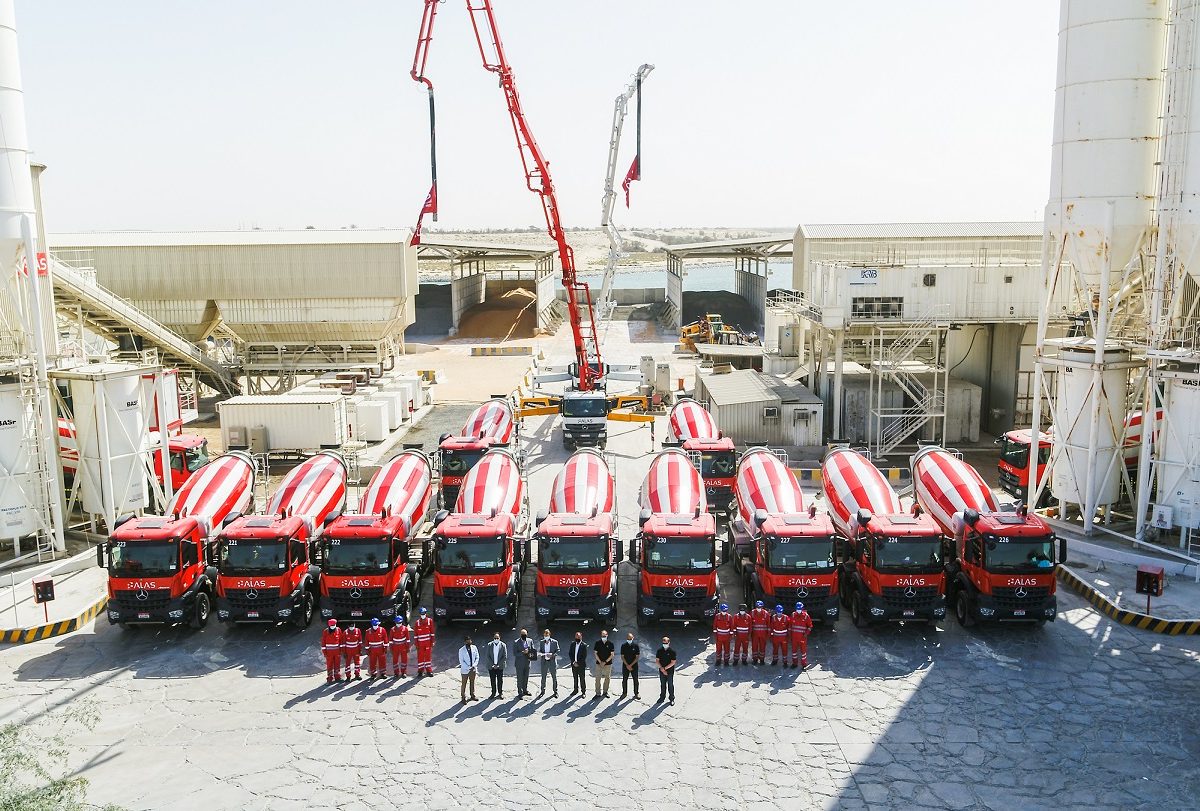 Alas Emirates Ready mix  takes delivery of  20 Mercedes-Benz Arocs  mixer trucks from Emirates Motor Company