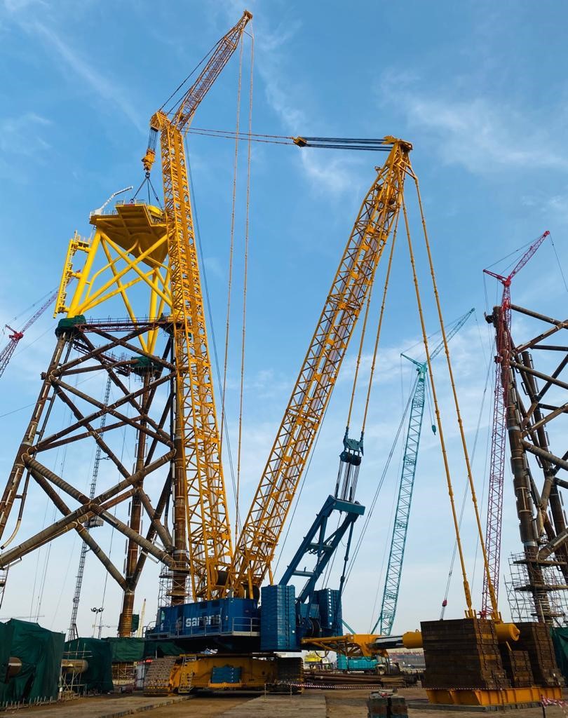 Sarens lifts 48 wind farm jackets at two Lamprell fabrication ...