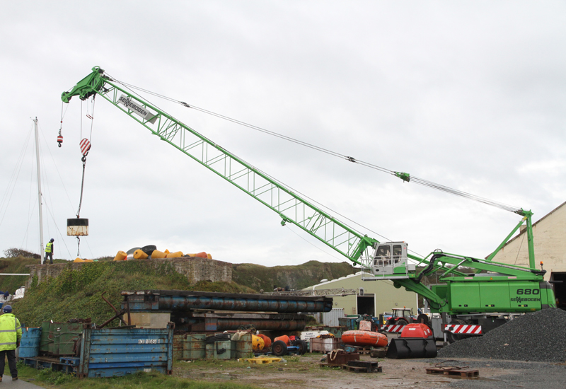 Alderney officials praise Sennebogen harbour crane