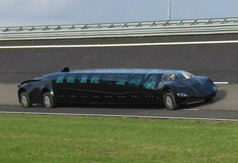 April demo for Abu Dhabi-Dubai Superbus