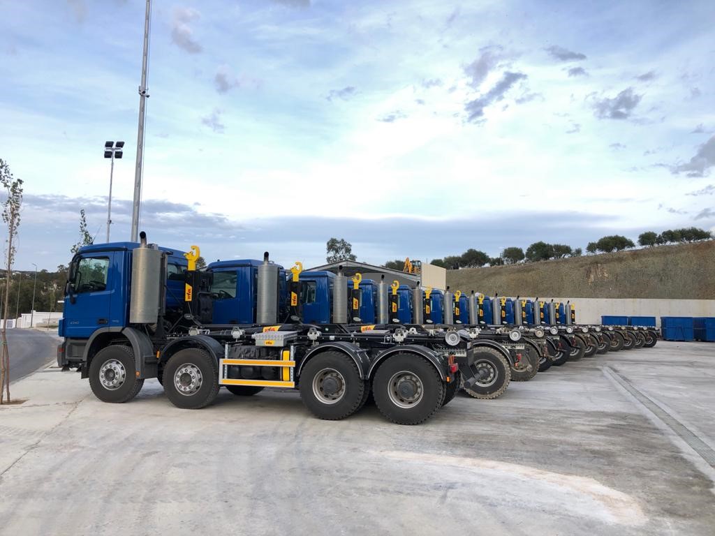 Hya sells 12 Titan hookloaders to waste management company in Morocco