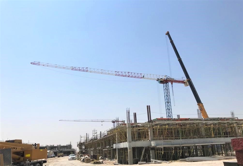 Raimondi Middle East deploys five topless tower cranes in the UAE and Qatar