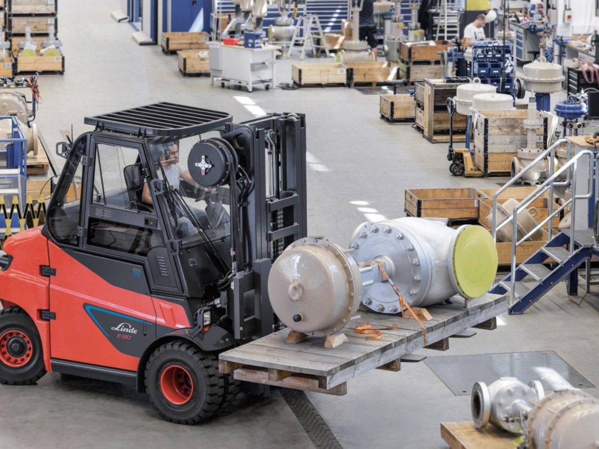 Linde expands forklift range powered with Lithium-ion batteries