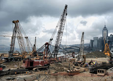 Crawler cranes