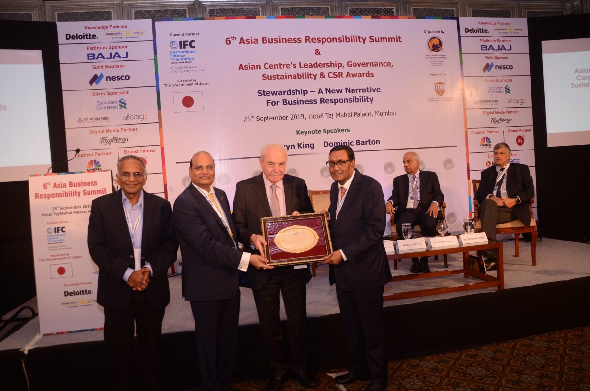 BKT chairman Arvind Poddar receives Best Transformational Leader Award at the 6th Asia Business Responsibility Summit