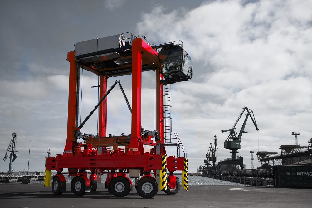 Kalmar to supply two reachstackers and three straddle carriers to Tropical Shipping