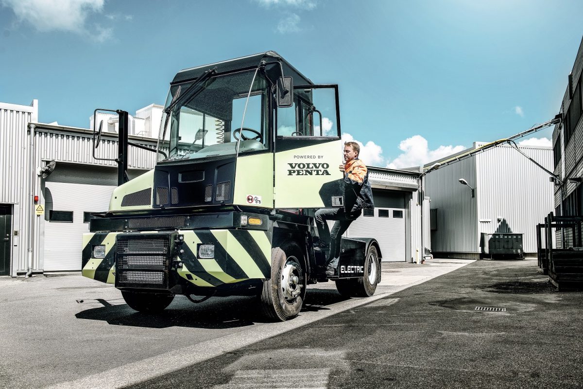 Volvo Penta presents electric terminal tractor