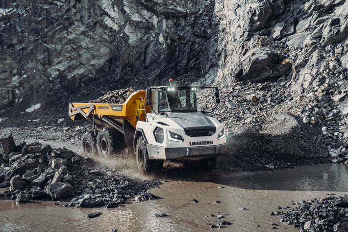 Pictures: The new Liebherr TA 230 Litronic dump truck